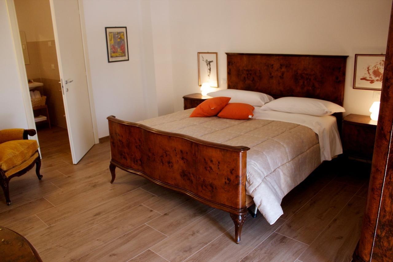 Paneolio B&B Poggio Picenze エクステリア 写真